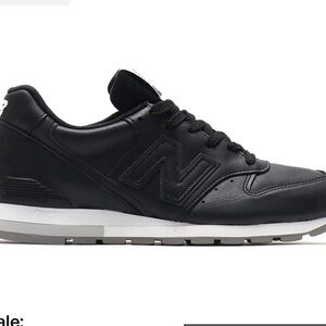 New Balance M996MUA Leather Sneaker Mens Size 12. Lightly Used. With Box.